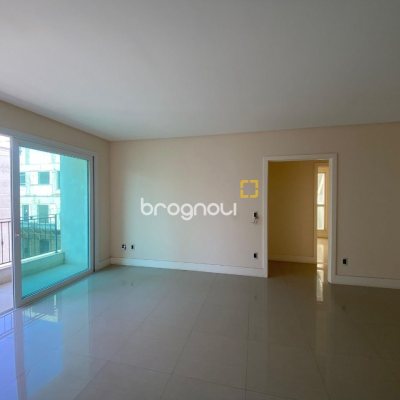 Apartamento com 95m², 3 quartos (sendo 1 suíte), 1 garagem, no bairro Pedra Branca em Palhoça