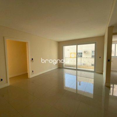 Apartamento com 98m², 3 quartos (sendo 1 suíte), 1 garagem, no bairro Pedra Branca em Palhoça