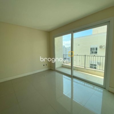 Apartamento com 98m², 3 quartos (sendo 1 suíte), 1 garagem, no bairro Pedra Branca em Palhoça
