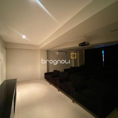 Apartamento com 98m², 3 quartos (sendo 1 suíte), 1 garagem, no bairro Pedra Branca em Palhoça