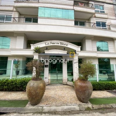 Apartamento com 98m², 3 quartos (sendo 1 suíte), 1 garagem, no bairro Pedra Branca em Palhoça