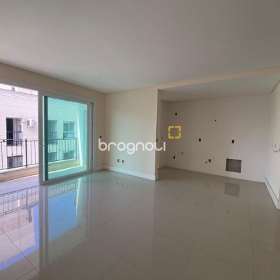 Apartamento com 98m², 3 quartos (sendo 1 suíte), 1 garagem, no bairro Pedra Branca em Palhoça