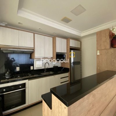 Apartamento com 98m², 3 quartos (sendo 1 suíte), 1 garagem, no bairro Pedra Branca em Palhoça