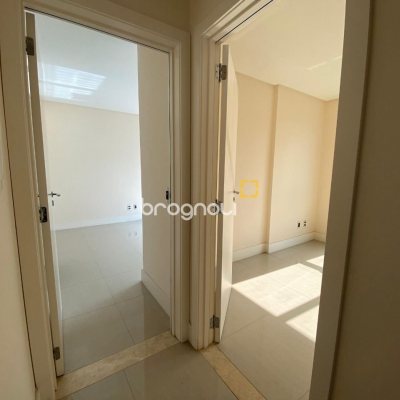 Apartamento com 98m², 3 quartos (sendo 1 suíte), 1 garagem, no bairro Pedra Branca em Palhoça