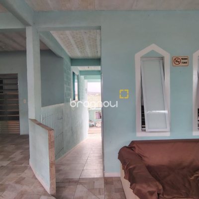 Casa com 230m², 2 garagens, no bairro Jardim Cidade de Florianópolis em São José