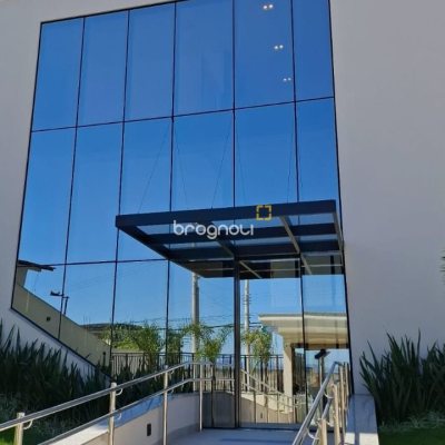 Apartamento com 98m², 3 quartos (sendo 1 suíte), 2 garagens, no bairro Saco Grande em Florianópolis