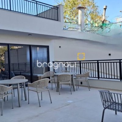 Apartamento com 98m², 3 quartos (sendo 1 suíte), 2 garagens, no bairro Saco Grande em Florianópolis
