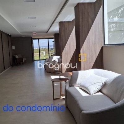Apartamento com 98m², 3 quartos (sendo 1 suíte), 2 garagens, no bairro Saco Grande em Florianópolis