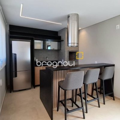 Apartamento com 98m², 3 quartos (sendo 1 suíte), 2 garagens, no bairro Saco Grande em Florianópolis