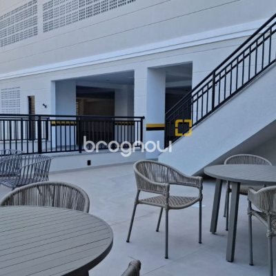 Apartamento com 98m², 3 quartos (sendo 1 suíte), 2 garagens, no bairro Saco Grande em Florianópolis