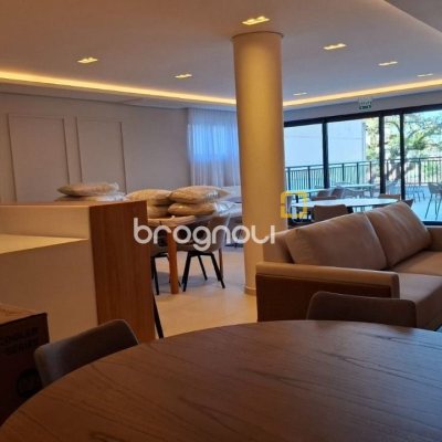 Apartamento com 98m², 3 quartos (sendo 1 suíte), 2 garagens, no bairro Saco Grande em Florianópolis