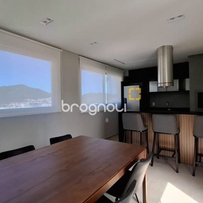 Apartamento com 98m², 3 quartos (sendo 1 suíte), 2 garagens, no bairro Saco Grande em Florianópolis