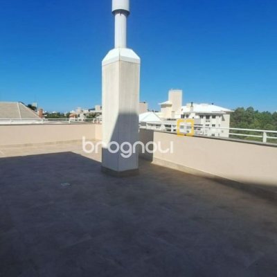 Apartamento com 72m², 2 quartos (sendo 1 suíte), 1 garagem, no bairro Ingleses em Florianópolis