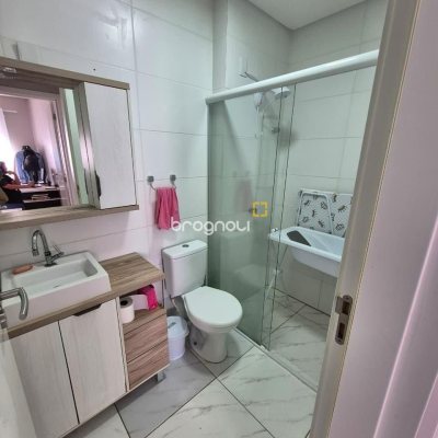Apartamento com 72m², 2 quartos (sendo 1 suíte), 1 garagem, no bairro Ingleses em Florianópolis