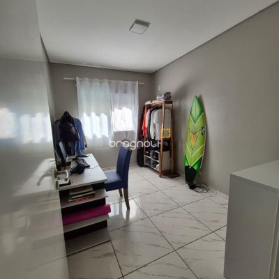 Apartamento com 72m², 2 quartos (sendo 1 suíte), 1 garagem, no bairro Ingleses em Florianópolis