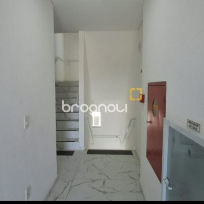 Apartamento com 72m², 2 quartos (sendo 1 suíte), 1 garagem, no bairro Ingleses em Florianópolis