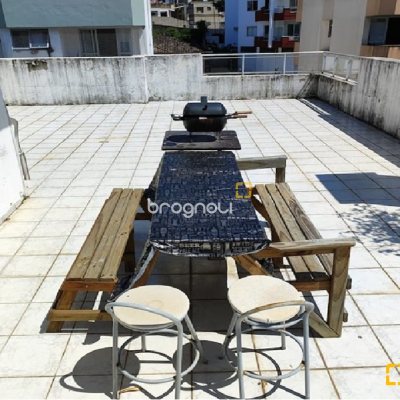 Cobertura com 179m², 4 quartos (sendo 1 suíte), 2 garagens, no bairro Trindade em Florianópolis