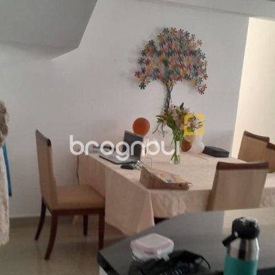 Cobertura com 179m², 4 quartos (sendo 1 suíte), 2 garagens, no bairro Trindade em Florianópolis