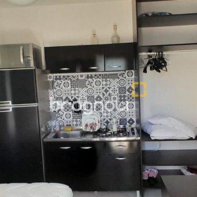 Cobertura com 179m², 4 quartos (sendo 1 suíte), 2 garagens, no bairro Trindade em Florianópolis
