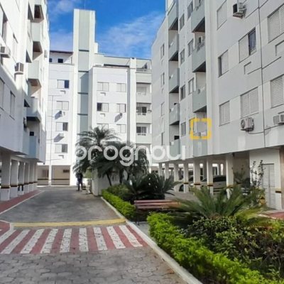 Cobertura com 179m², 4 quartos (sendo 1 suíte), 2 garagens, no bairro Trindade em Florianópolis