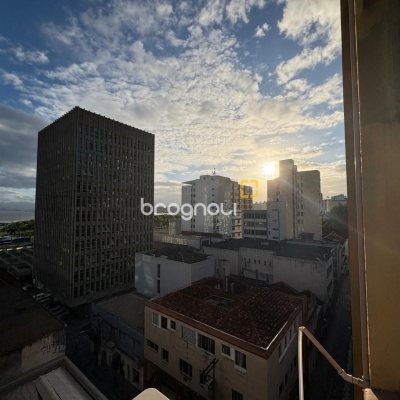 Sala com 22m², no bairro Centro em Florianópolis