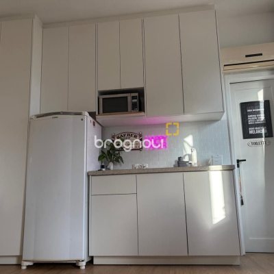 Sala com 22m², no bairro Centro em Florianópolis
