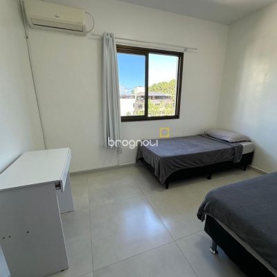 Apartamento com 55m², 2 quartos, 1 garagem, no bairro Canasvieiras em Florianópolis