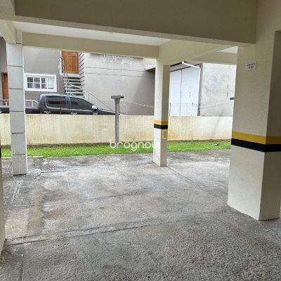 Apartamento com 55m², 2 quartos, 1 garagem, no bairro Canasvieiras em Florianópolis