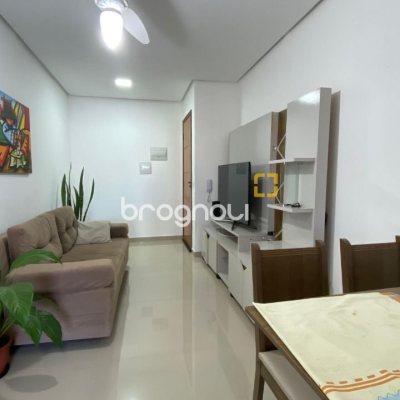 Apartamento com 80m², 2 quartos (sendo 1 suíte), 1 garagem, no bairro São João do Rio Vermelho em Florianópolis
