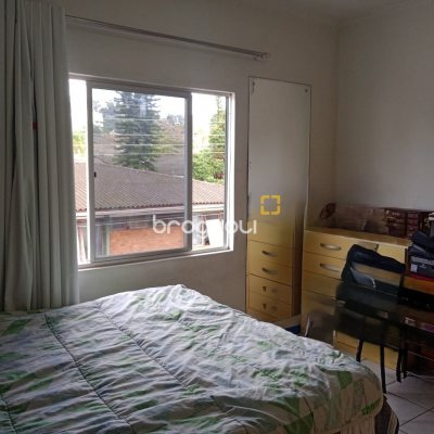 Casa com 260m², 3 quartos (sendo 1 suíte), 6 garagens, no bairro Nossa Senhora do Rosário em São José