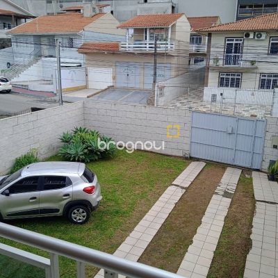 Casa com 260m², 3 quartos (sendo 1 suíte), 6 garagens, no bairro Nossa Senhora do Rosário em São José