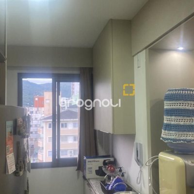 Apartamento com 65m², 2 quartos (sendo 1 suíte), 2 garagens, no bairro Pedra Branca em Palhoça