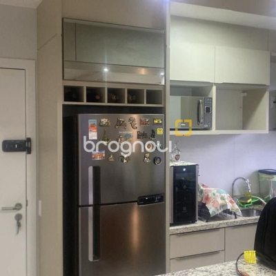 Apartamento com 65m², 2 quartos (sendo 1 suíte), 2 garagens, no bairro Pedra Branca em Palhoça