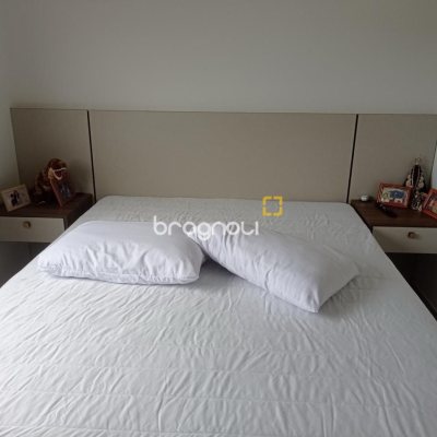 Apartamento com 65m², 2 quartos (sendo 1 suíte), 2 garagens, no bairro Pedra Branca em Palhoça