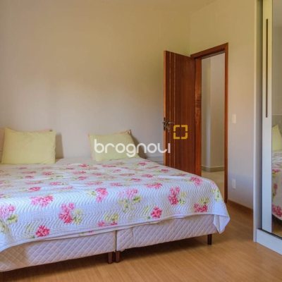 Casa de Condomínio com 550m², 7 quartos (sendo 6 suítes), 2 garagens, no bairro Ingleses em Florianópolis