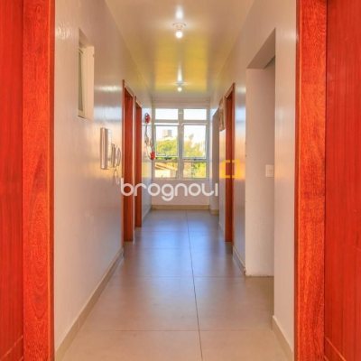 Casa de Condomínio com 550m², 7 quartos (sendo 6 suítes), 2 garagens, no bairro Ingleses em Florianópolis