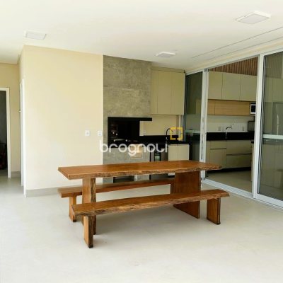 Casa de Condomínio com 189m², 3 quartos (sendo 3 suítes), 5 garagens, no bairro Camboa em Governador Celso Ramos