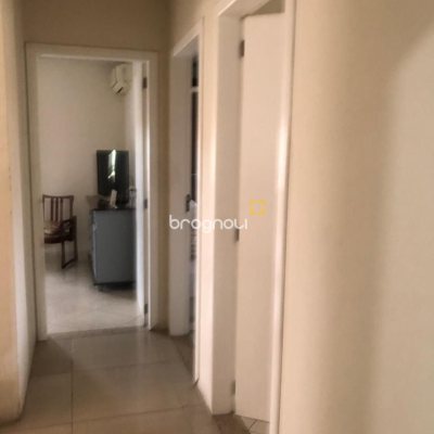 Casa com 280m², 3 quartos, 2 garagens, no bairro Bela Vista em São José