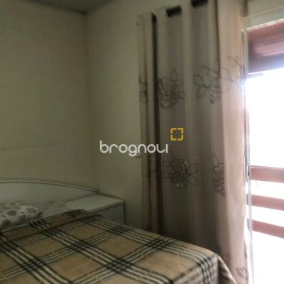 Casa com 280m², 3 quartos, 2 garagens, no bairro Bela Vista em São José