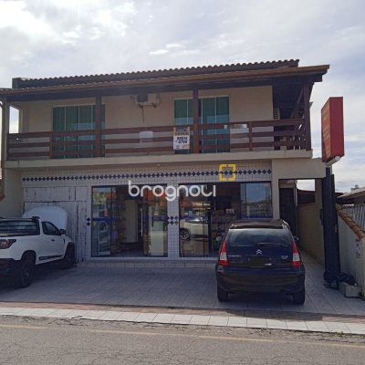 Casa com 280m², 3 quartos, 2 garagens, no bairro Bela Vista em São José