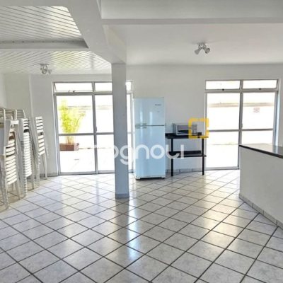 Apartamento com 84m², 3 quartos (sendo 1 suíte), 1 garagem, no bairro Campinas em São José