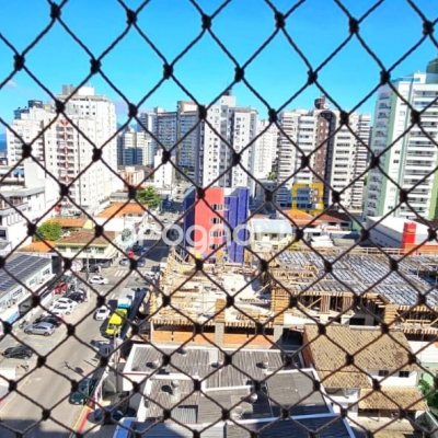 Apartamento com 84m², 3 quartos (sendo 1 suíte), 1 garagem, no bairro Campinas em São José