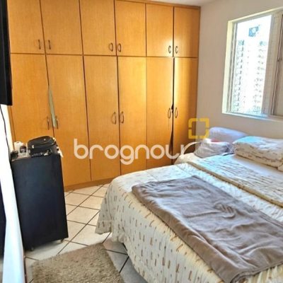 Apartamento com 84m², 3 quartos (sendo 1 suíte), 1 garagem, no bairro Campinas em São José