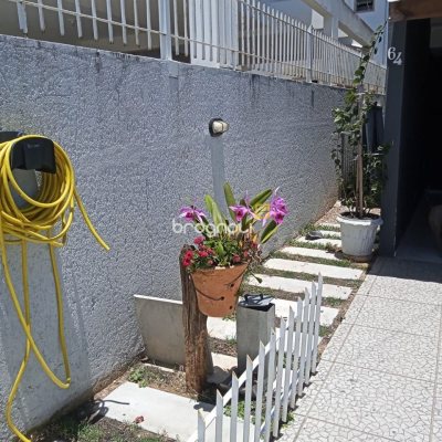Casa com 107m², 3 quartos (sendo 1 suíte), 2 garagens, no bairro Ingleses em Florianópolis