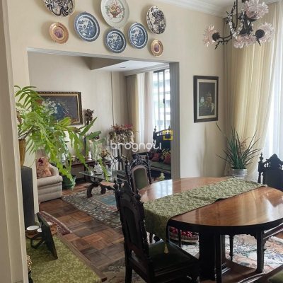 Apartamento com 101m², 3 quartos, 1 garagem, no bairro Centro em Florianópolis