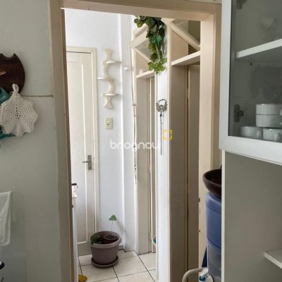 Apartamento com 101m², 3 quartos, 1 garagem, no bairro Centro em Florianópolis