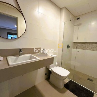 Apartamento com 87m², 2 quartos (sendo 2 suítes), 1 garagem, no bairro Jardim Atlântico em Florianópolis
