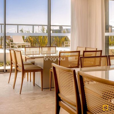 Apartamento com 87m², 2 quartos (sendo 2 suítes), 1 garagem, no bairro Jardim Atlântico em Florianópolis