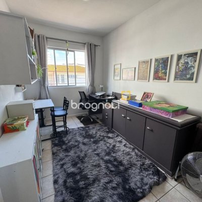 Apartamento com 68m², 2 quartos, 1 garagem, no bairro Balneário em Florianópolis