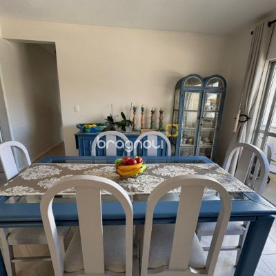 Apartamento com 68m², 2 quartos, 1 garagem, no bairro Balneário em Florianópolis